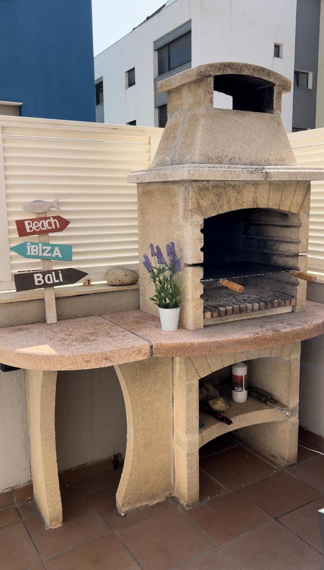 Cozy Beach House With Pool & Bbq Cubelles Luaran gambar
